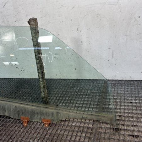 Vitre avant droit NISSAN JUKE 1