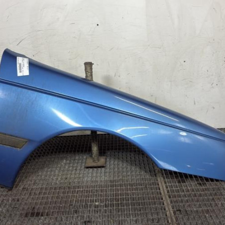 Aile avant droit PEUGEOT 405 Photo n°1