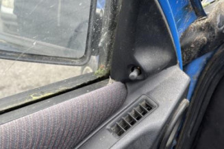 Baguette de porte avant droite PEUGEOT 405