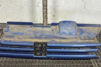 Calandre PEUGEOT 405 Photo n°1