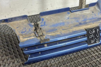 Calandre PEUGEOT 405