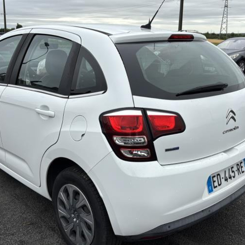 Serrure arriere droit CITROEN C3 2 Photo n°9