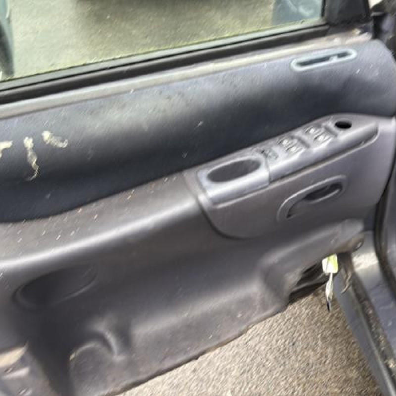 Serrure avant gauche RENAULT ESPACE 3 Photo n°12