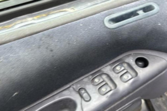 Serrure avant gauche RENAULT ESPACE 3