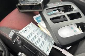 Retroviseur gauche RENAULT CLIO 4