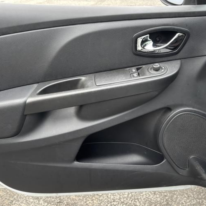 Commodo d'essuie glaces RENAULT CLIO 4 Photo n°19