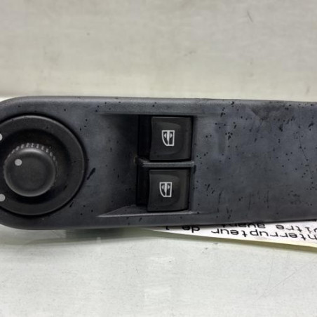 Interrupteur de leve vitre avant gauche RENAULT CLIO 4 Photo n°1