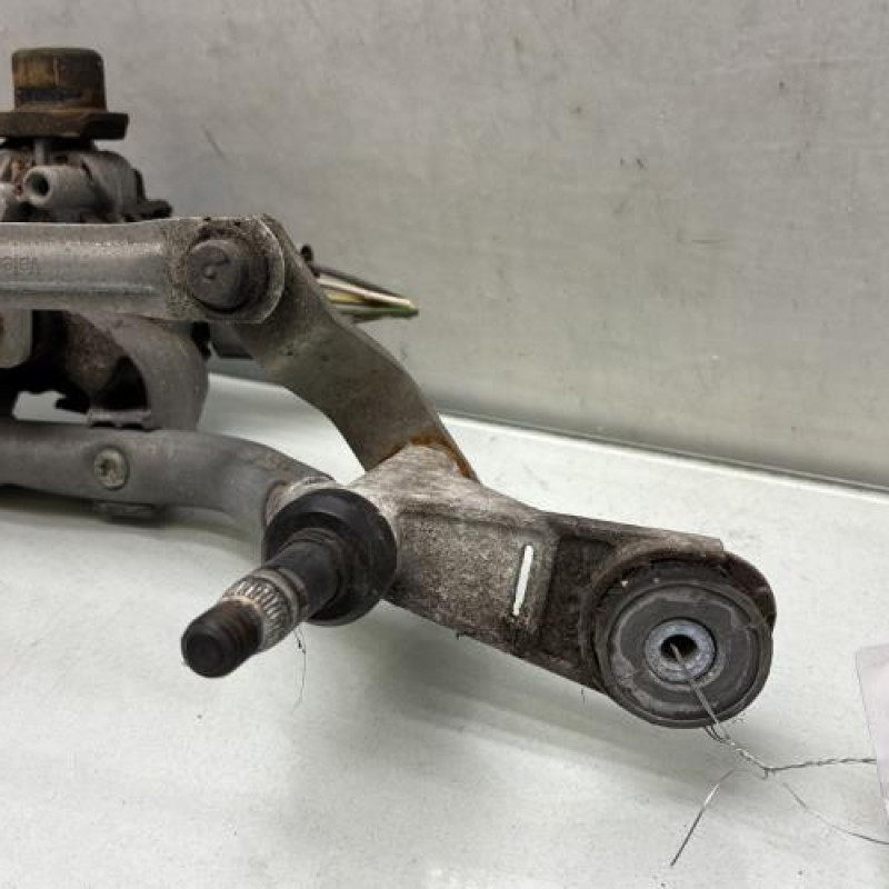 Moteur essuie glace avant RENAULT CLIO 4 Photo n°3