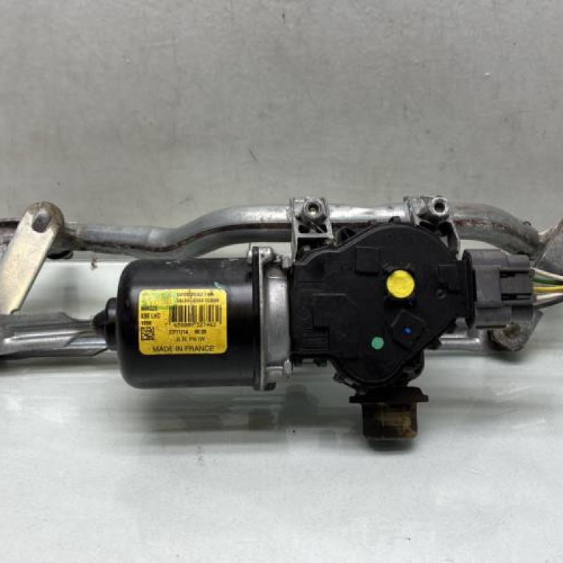 Moteur essuie glace avant RENAULT CLIO 4 Photo n°4