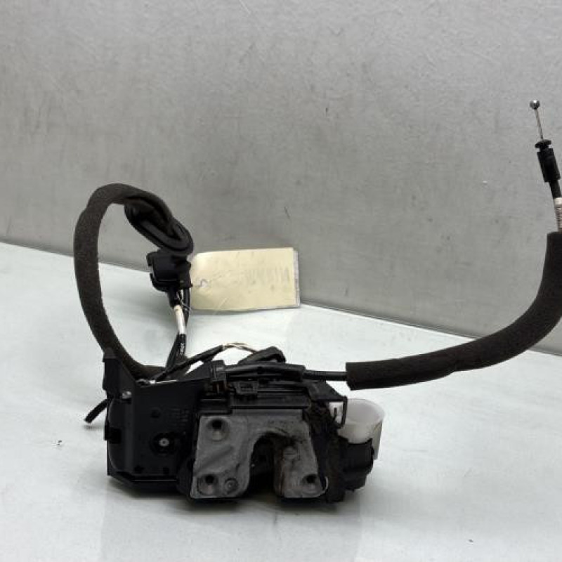 Serrure avant gauche RENAULT CLIO 4 Photo n°1