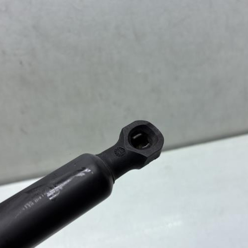 Verin de capot RENAULT CLIO 4 Photo n°3