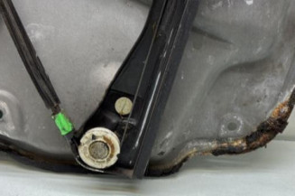 Leve vitre electrique avant gauche VOLKSWAGEN GOLF 4