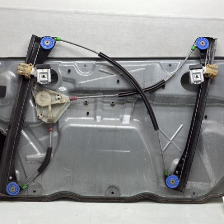 Leve vitre electrique avant gauche VOLKSWAGEN POLO 4 Photo n°1