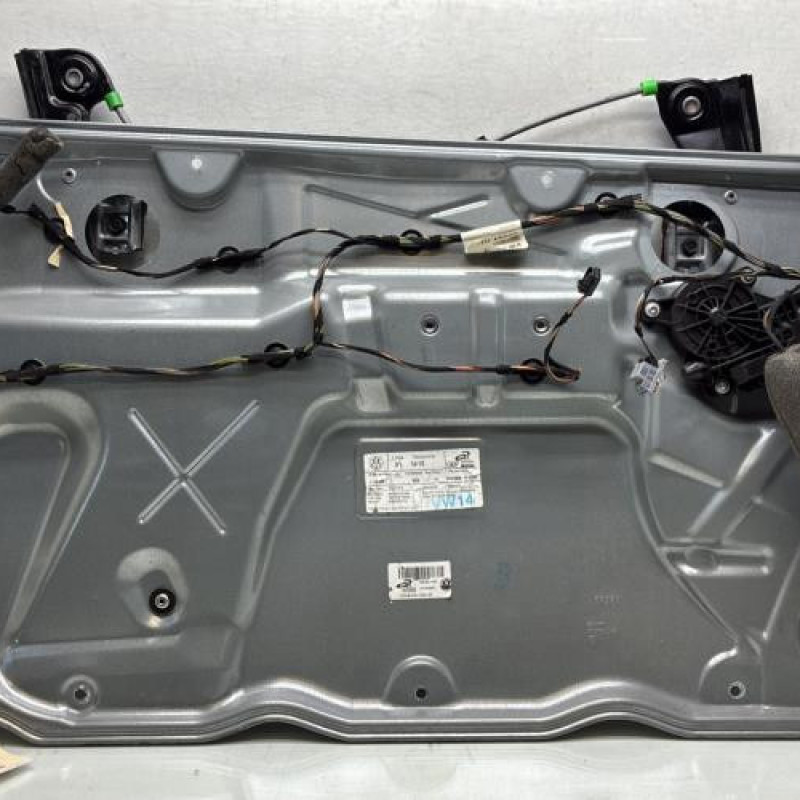Leve vitre electrique avant gauche VOLKSWAGEN POLO 4 Photo n°8
