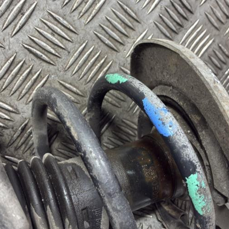 Amortisseur avant droit PEUGEOT 207 Photo n°2