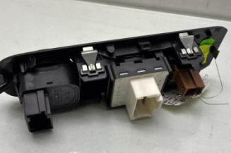Interrupteur de leve vitre avant gauche CITROEN BERLINGO 3 M