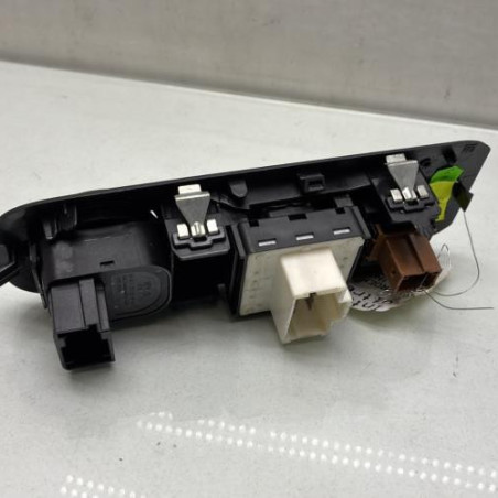 Interrupteur de leve vitre avant gauche CITROEN BERLINGO 3 M