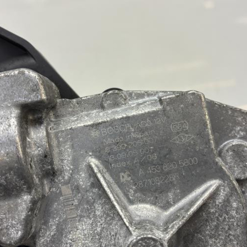 Moteur essuie glace arriere DACIA DUSTER 2 Photo n°5