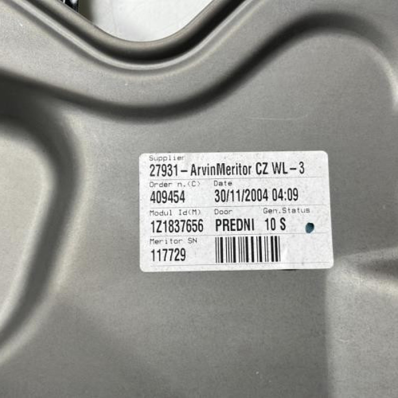 Leve vitre electrique avant droit SKODA OCTAVIA 2 Photo n°4