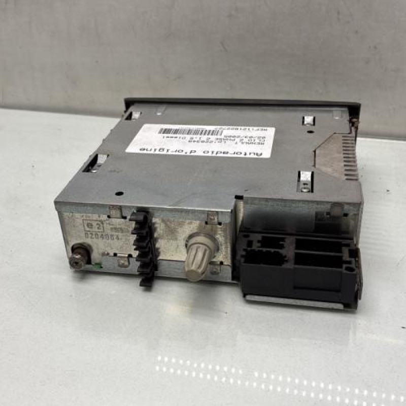 Autoradio d'origine RENAULT CLIO 2 Photo n°2