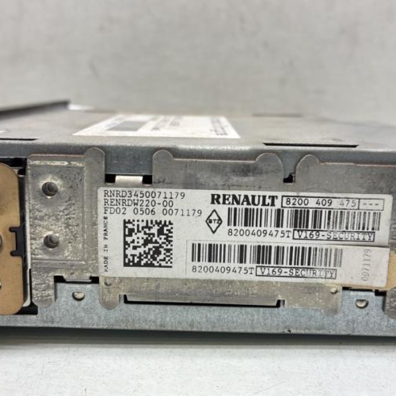 Autoradio d'origine RENAULT CLIO 2 Photo n°4