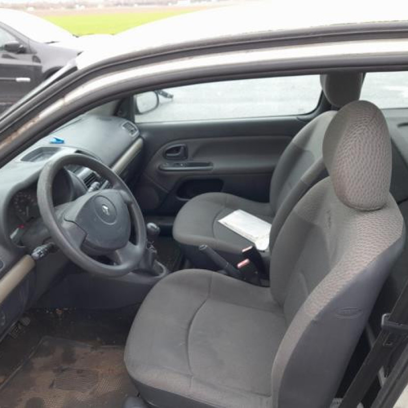 Autoradio d'origine RENAULT CLIO 2 Photo n°11