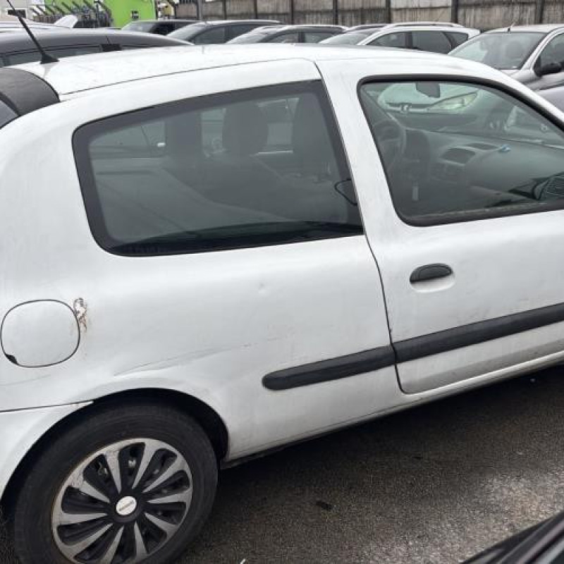 Poignee interieur avant droit RENAULT CLIO 2 Photo n°20