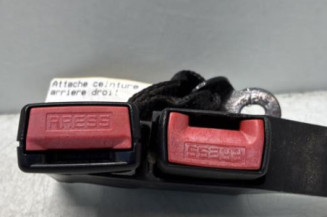 Attache ceinture arriere droit RENAULT CLIO 3 Photo n°1