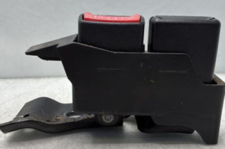 Attache ceinture arriere gauche RENAULT CLIO 3