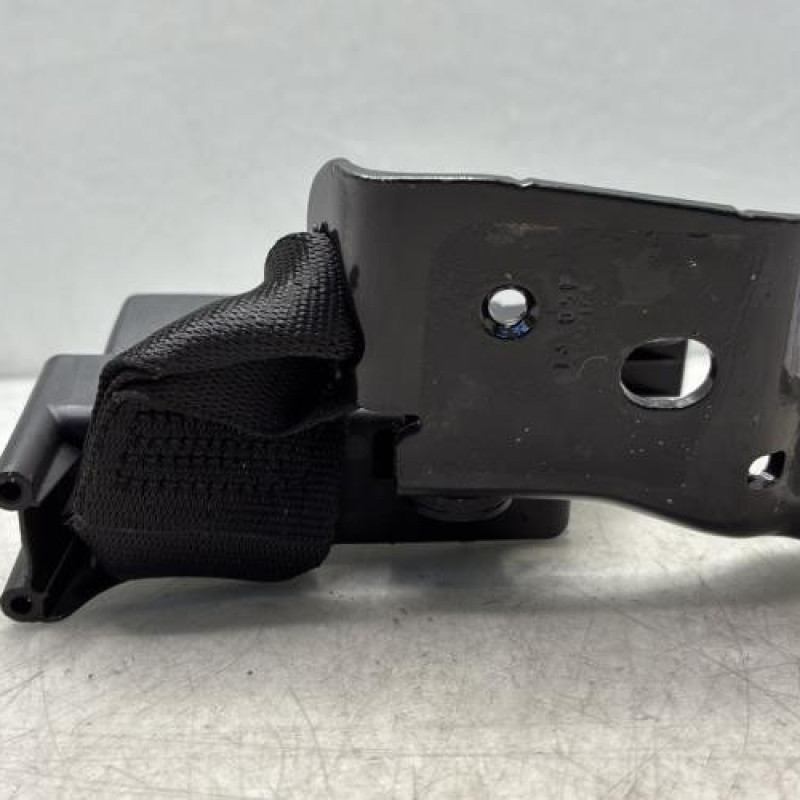 Attache ceinture arriere gauche RENAULT CLIO 3 Photo n°4