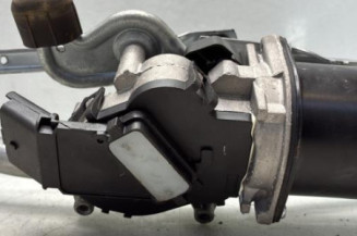 Moteur essuie glace avant RENAULT CLIO 3