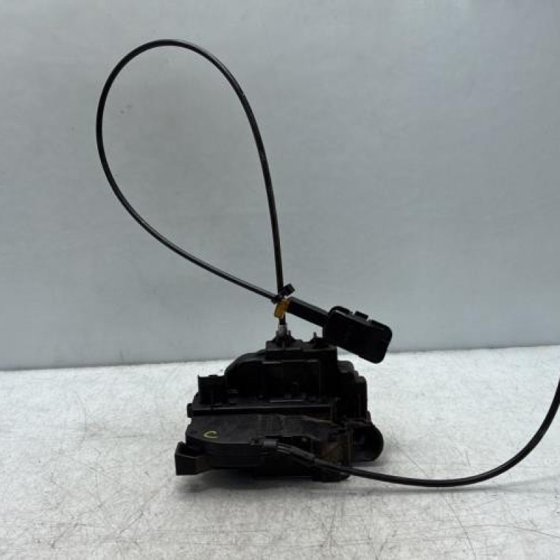 Serrure avant gauche RENAULT CLIO 3 Photo n°1