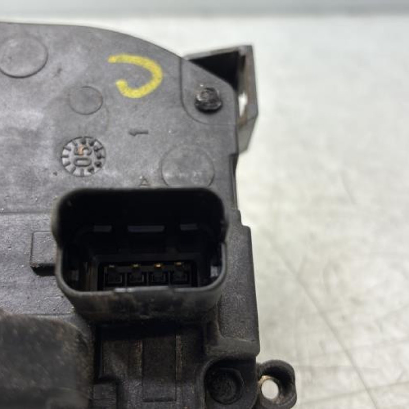 Serrure avant gauche RENAULT CLIO 3 Photo n°7