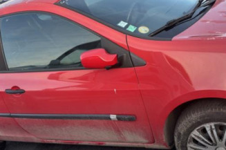 Serrure avant gauche RENAULT CLIO 3