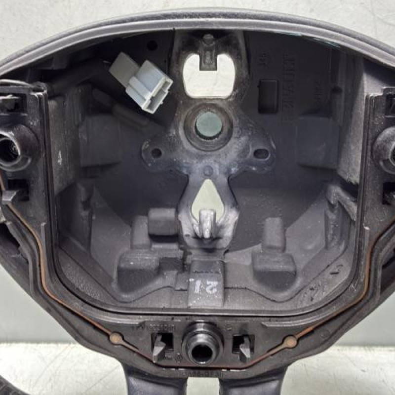 Volant RENAULT CLIO 3 Photo n°2