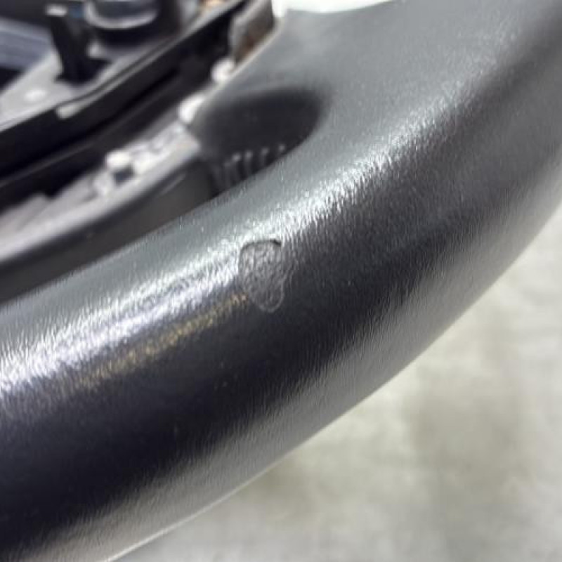 Volant RENAULT CLIO 3 Photo n°5