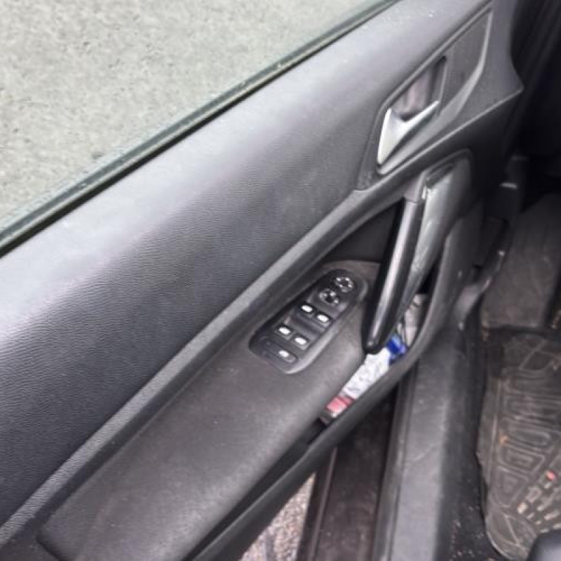 Leve vitre electrique arriere gauche PEUGEOT 308 2 SW Photo n°13