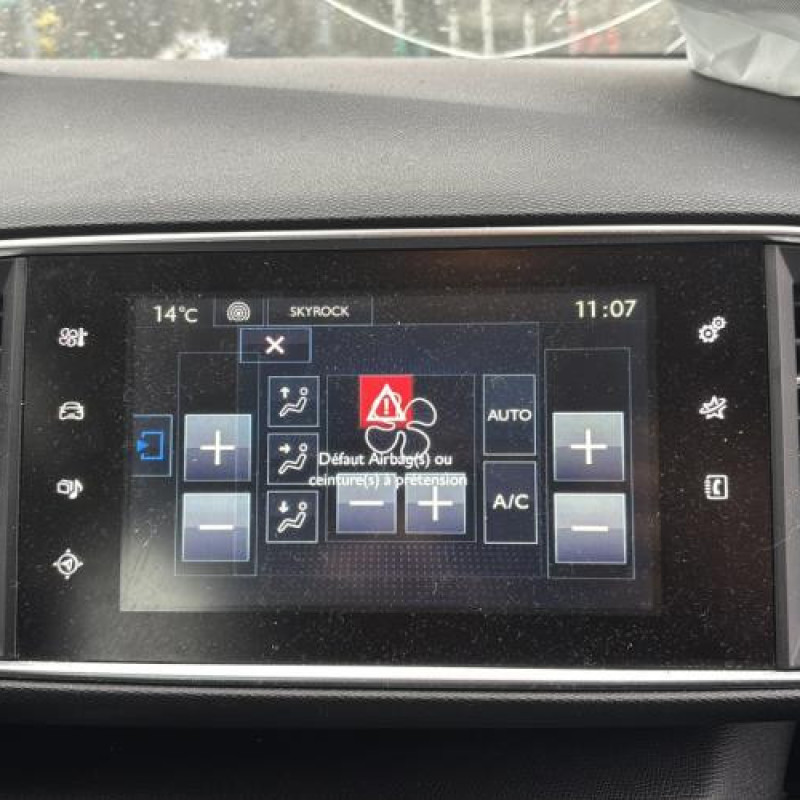 Leve vitre electrique arriere gauche PEUGEOT 308 2 SW Photo n°20