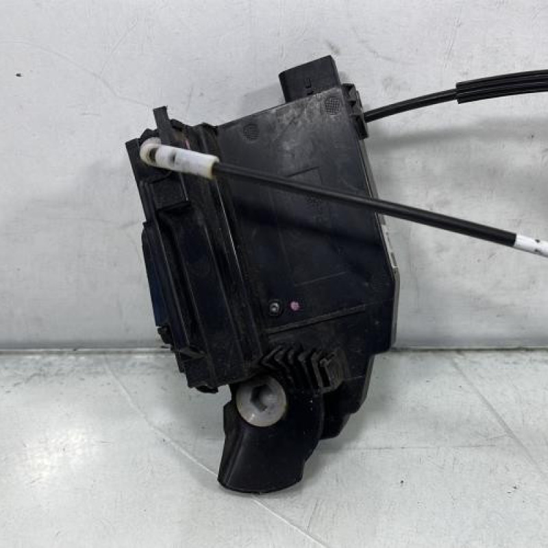 Serrure avant gauche PEUGEOT 308 2 SW Photo n°3