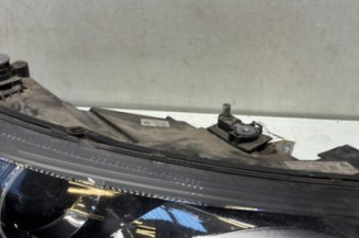 Optique avant principal droit (feux)(phare) AUDI A1 1 Photo n°1