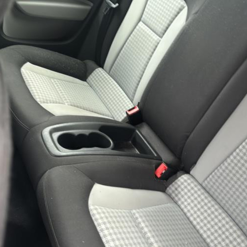 Poignee porte avant droit AUDI A1 1 Photo n°20