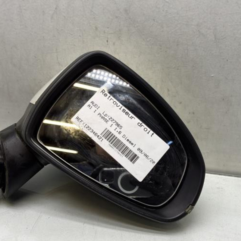 Retroviseur droit AUDI A1 1 Photo n°1