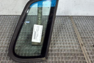 Custode arriere droit VOLKSWAGEN POLO 4 Photo n°1