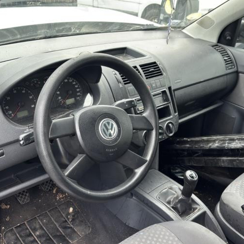 Custode arriere droit VOLKSWAGEN POLO 4 Photo n°19