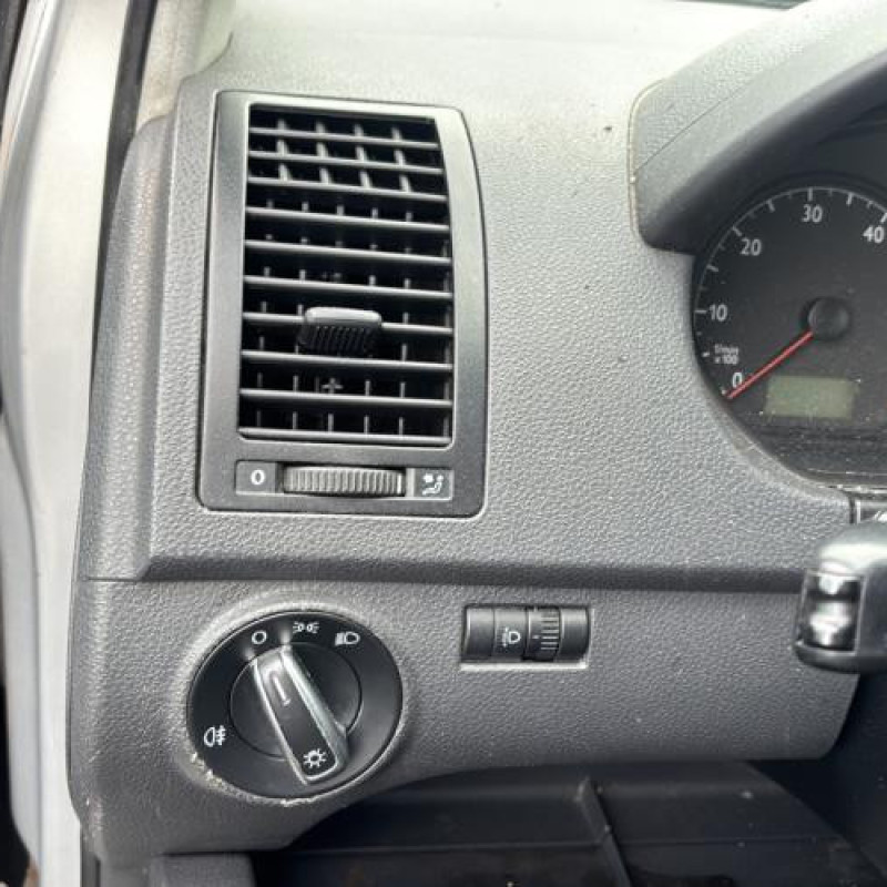 Custode arriere droit VOLKSWAGEN POLO 4 Photo n°20