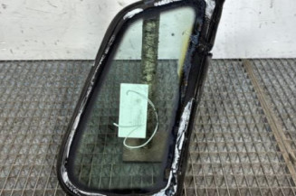 Custode arriere gauche VOLKSWAGEN POLO 4