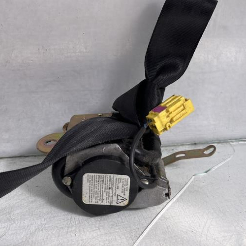 Ceinture avant gauche VOLKSWAGEN POLO 4 Photo n°1