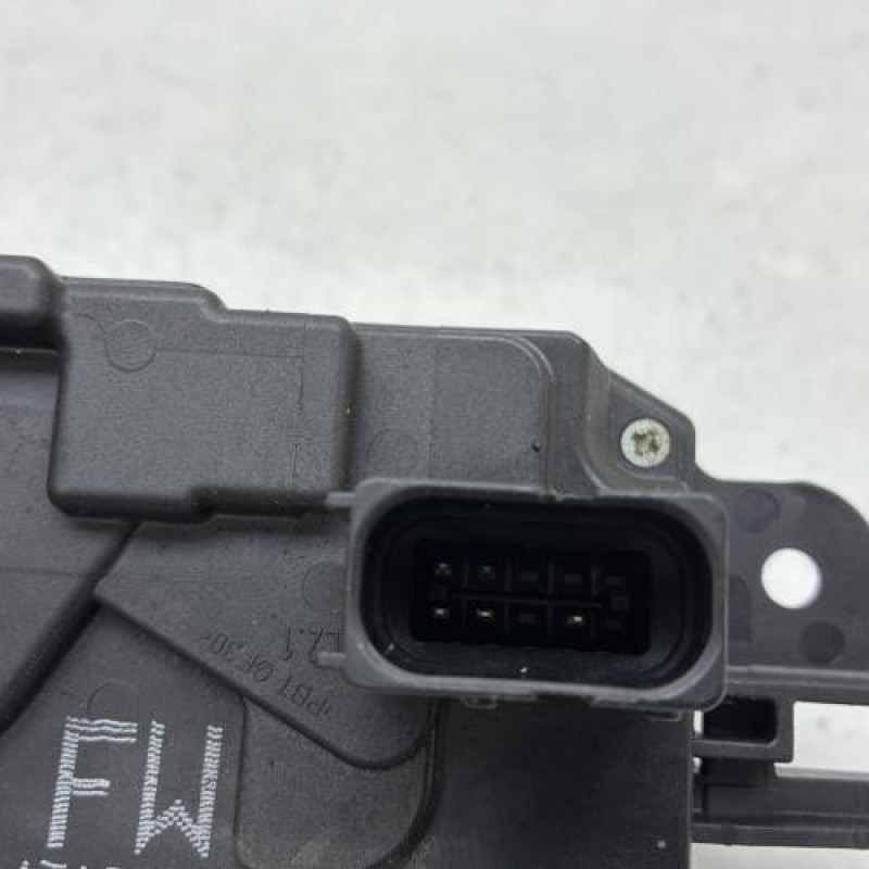 Serrure avant gauche OPEL ASTRA H Photo n°3