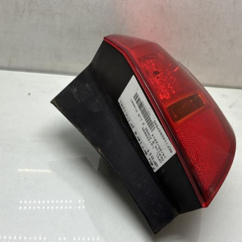 Feu arriere principal droit (feux) OPEL MERIVA B Photo n°2