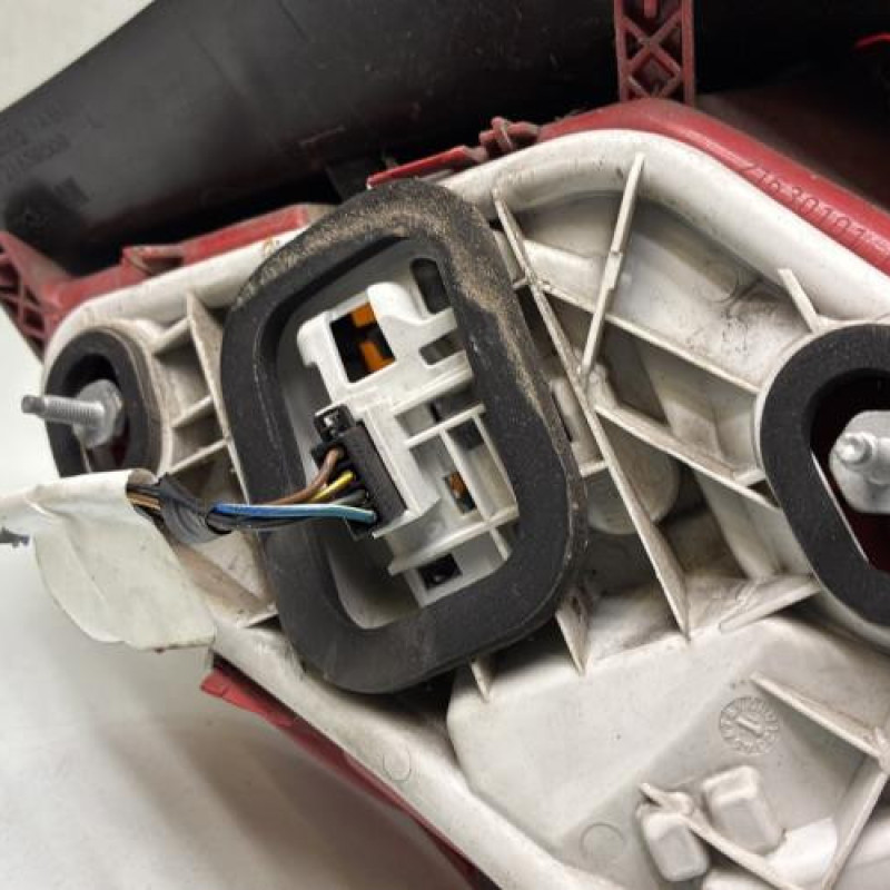 Feu arriere principal gauche (feux) OPEL MERIVA B Photo n°3